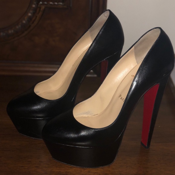 Christian Louboutin Shoes - Christian louboutin
